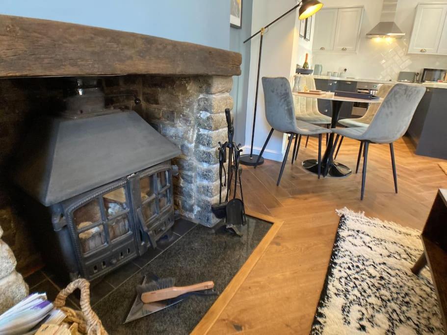 Cosy 2 Bedroom Cottage In Scarborough'S Old Town Экстерьер фото