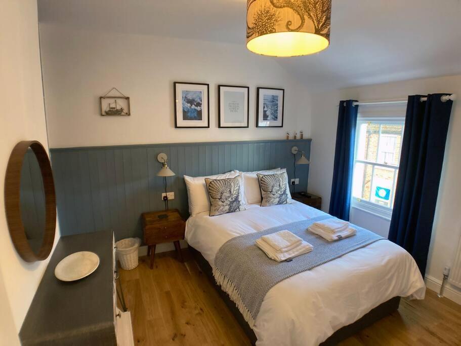 Cosy 2 Bedroom Cottage In Scarborough'S Old Town Экстерьер фото
