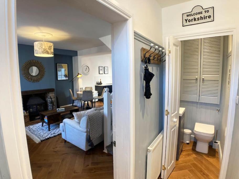 Cosy 2 Bedroom Cottage In Scarborough'S Old Town Экстерьер фото